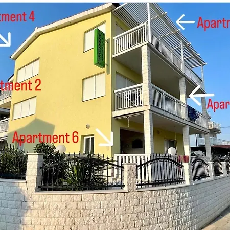 Antonija 公寓 罗戈兹尼察