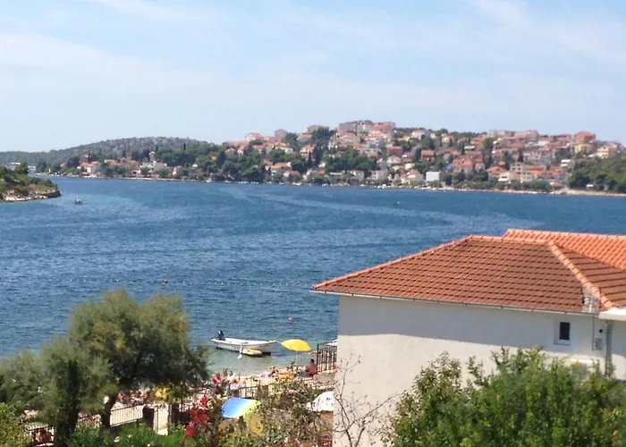 Daire Antonija Rogoznica (Sibenik-Knin)