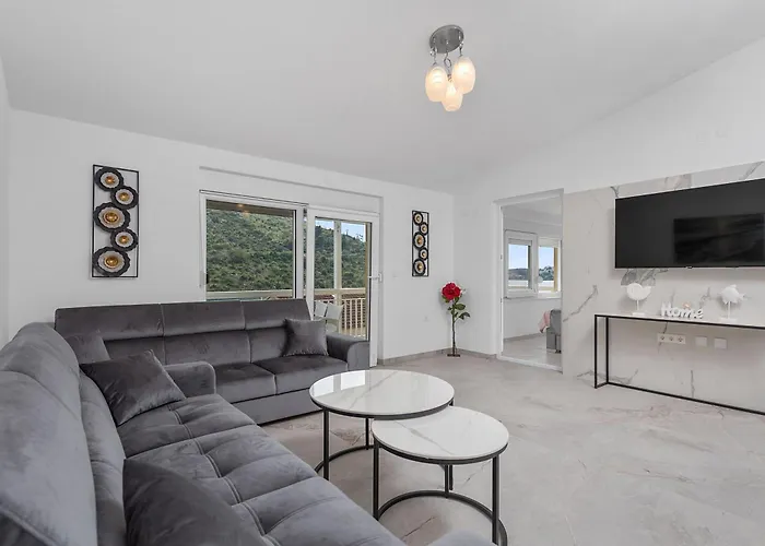 Antonija * Рогозница