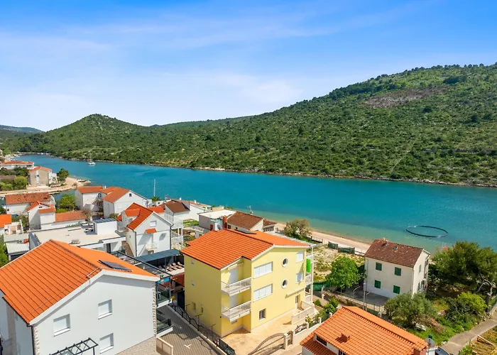 Antonija Rogoznica (Sibenik-Knin)